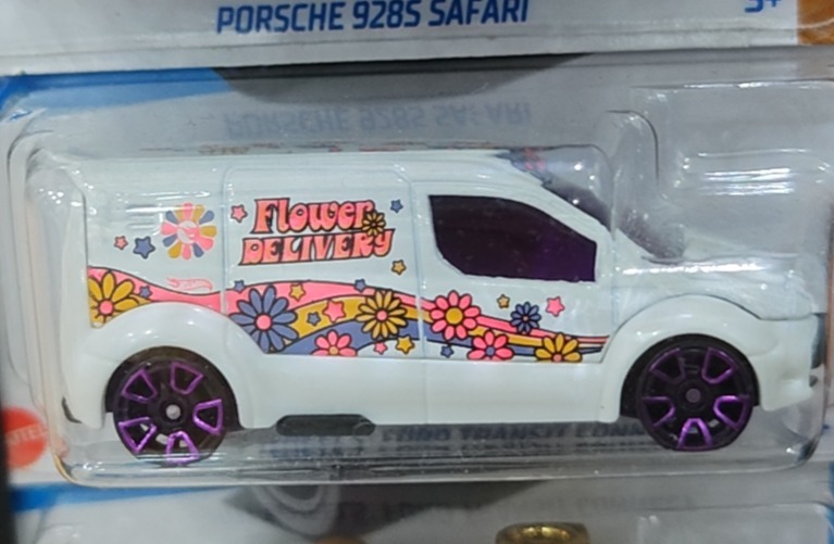 Hot Wheels Ford Transit Connect