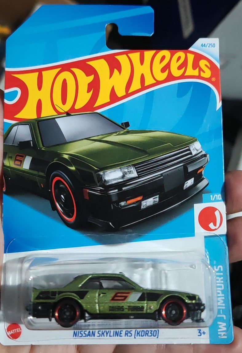 Nissan Skyline RS (KDR30) (Olive Green)