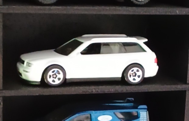 '94 Audi Avant RS2 (Blue)