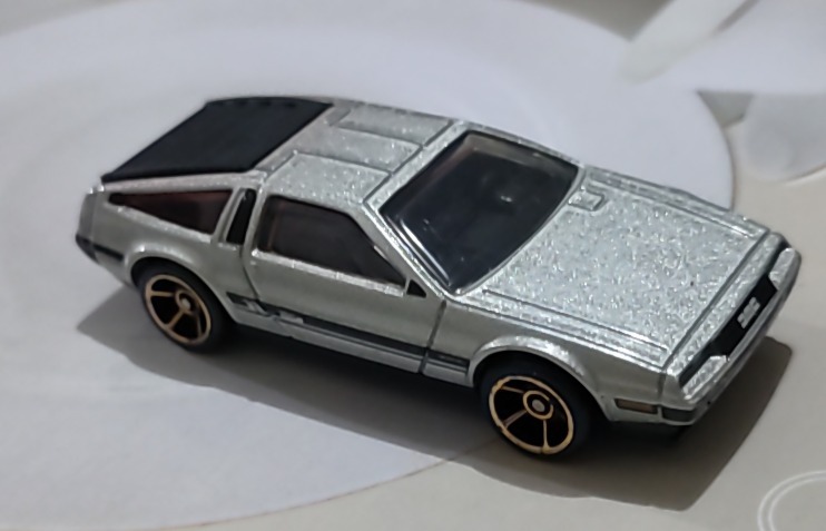 81 DeLorean DMC 12 Faster Than Ever