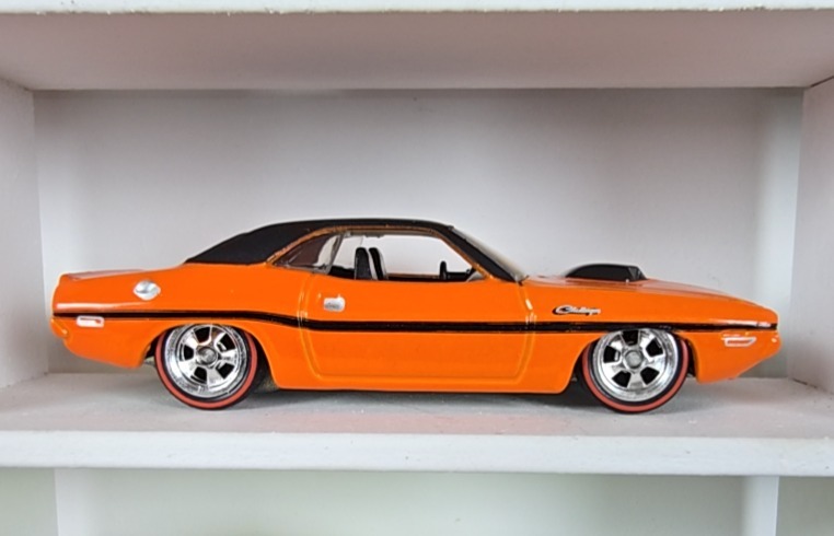 Green Lantern 71 Dodge Challenger (3rd Color) New Models