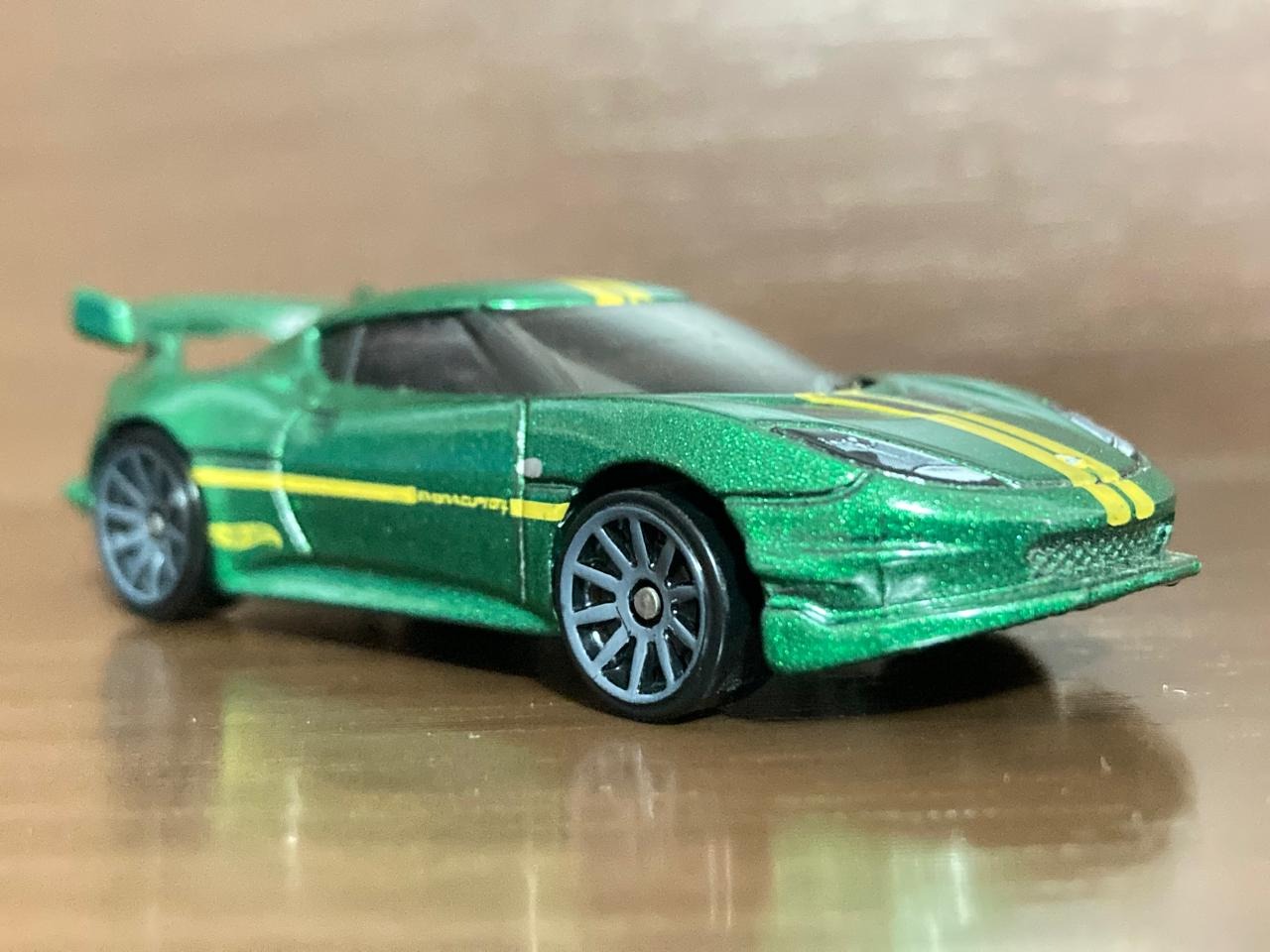 Lotus Evora GT4