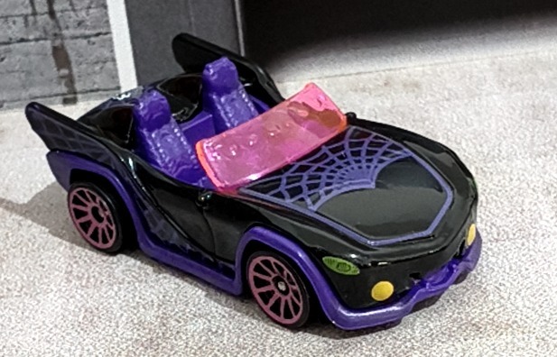 Monster High Ghoul Mobile (Purple) 02