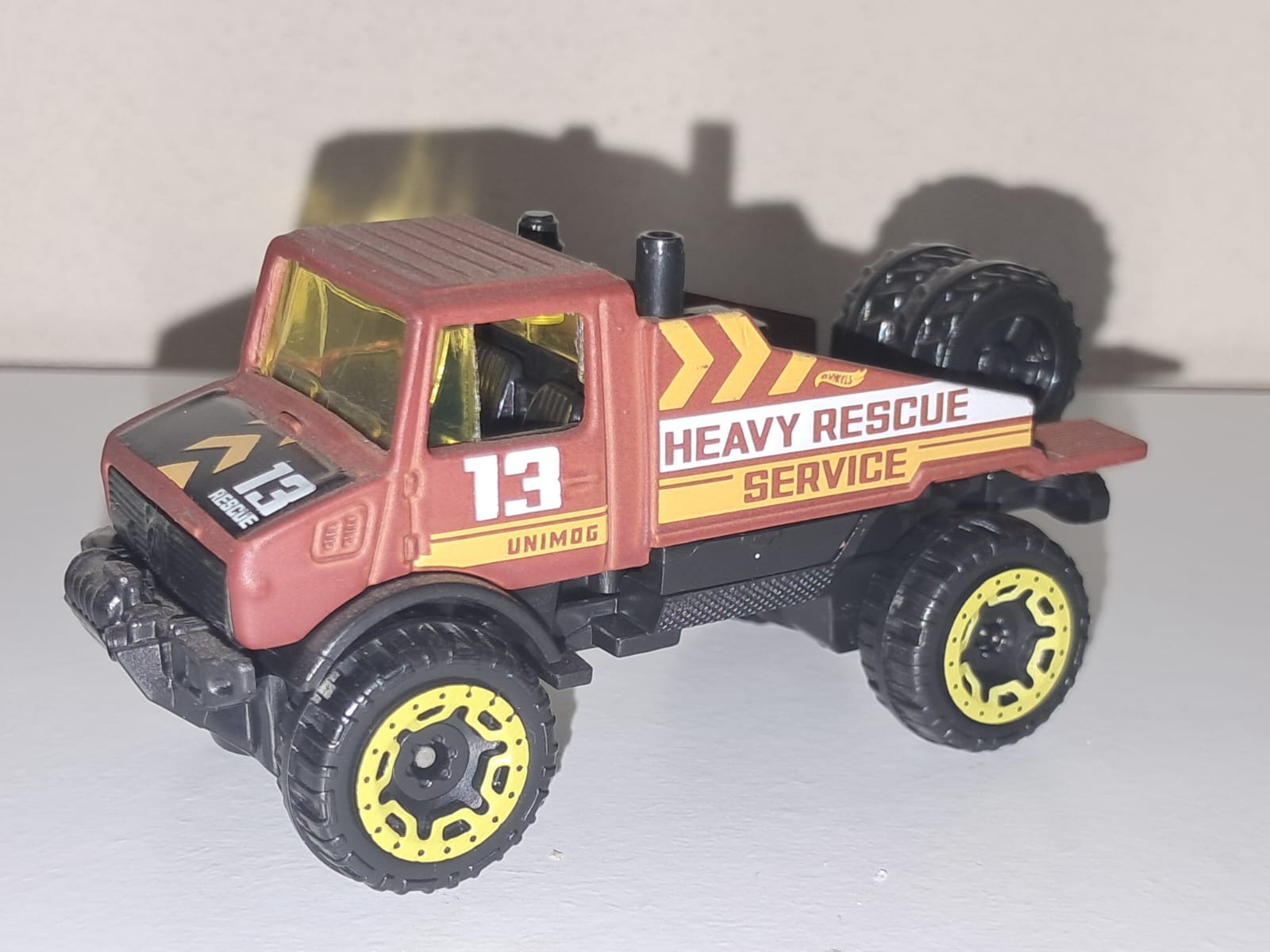 MERCEDES-BENZ UNIMOG 1300