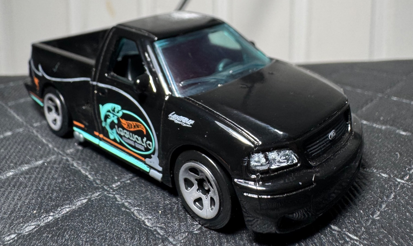 '99 Ford F-150 SVT Lightning
