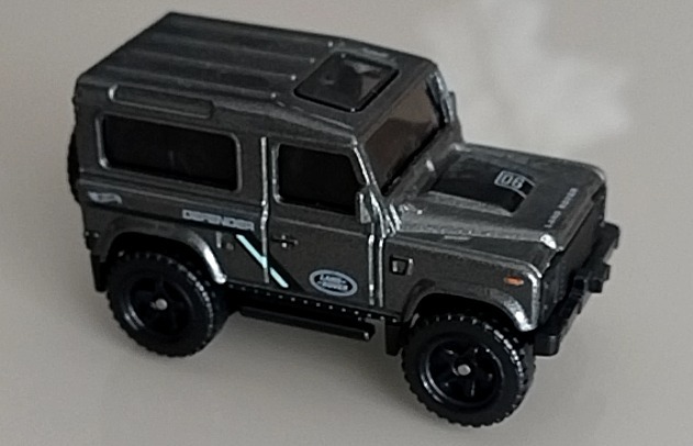 Land Rover Defender 90