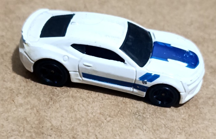 '16 Camaro SS (Dark Blue)