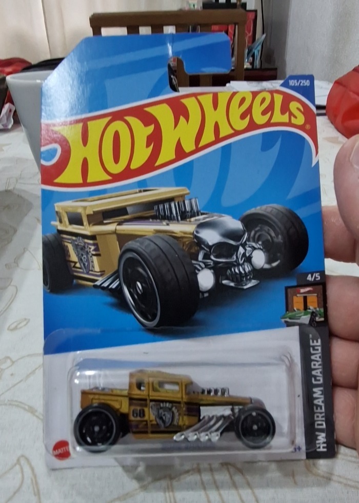 Bone Shaker (Gold)