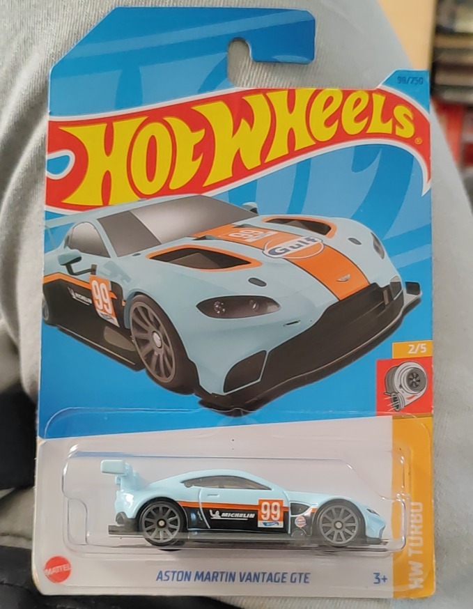 Aston Martin Vantage GTE (Light Blue)