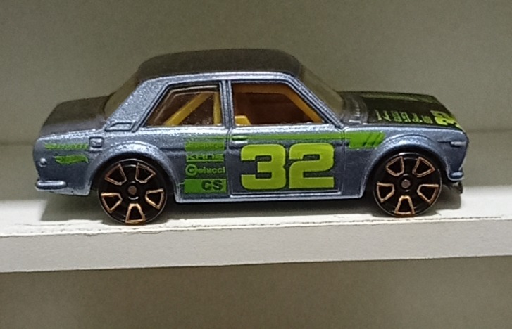 Datsun Bluebird 510 (Blue)