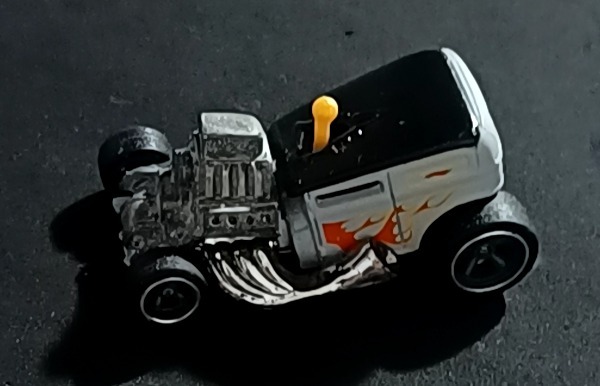 Airy 8 Mystery Car Series