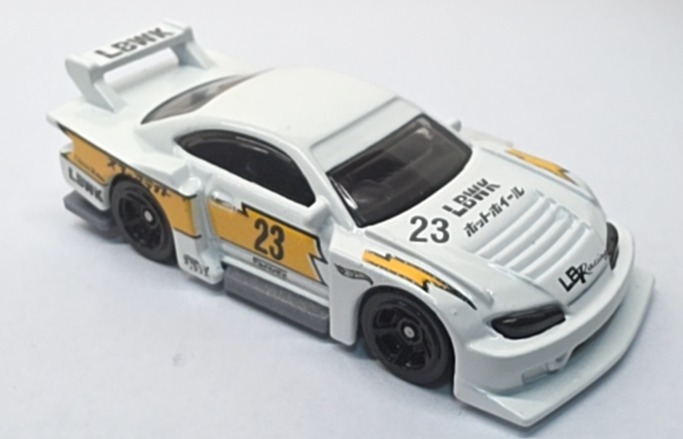 LB Super Silhouette Nissan Silvia S15