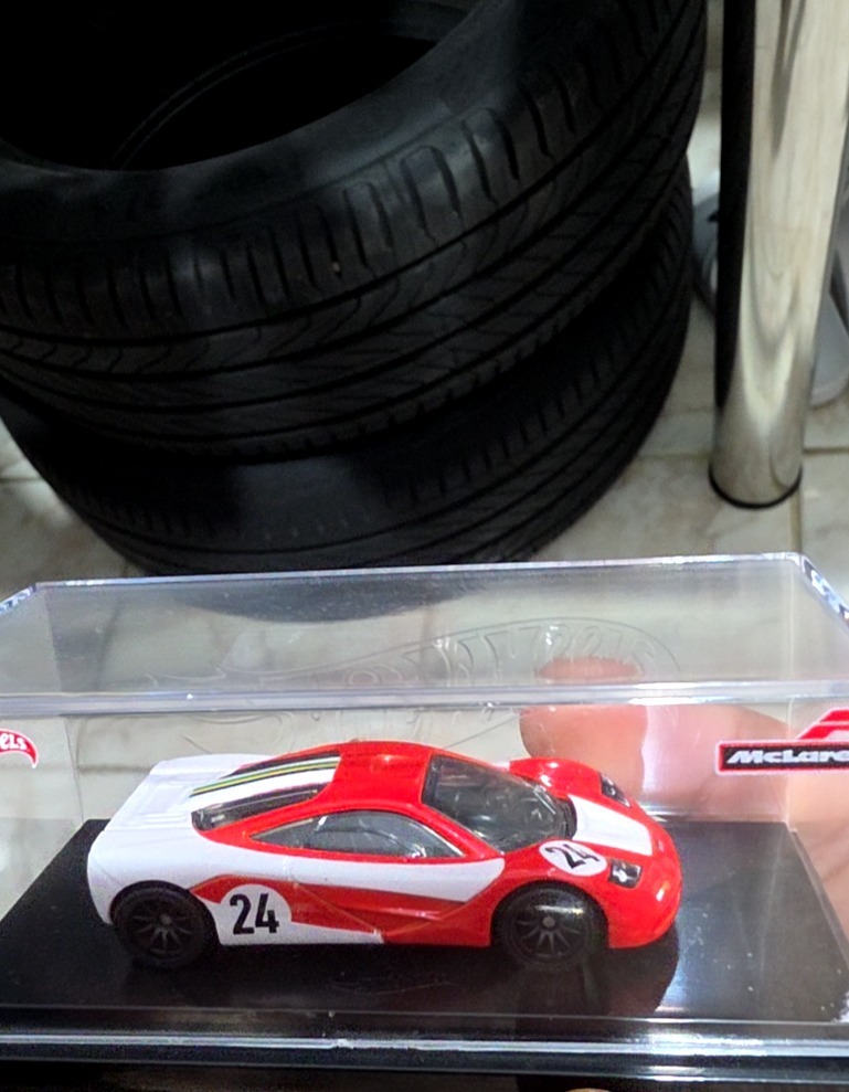 McLaren F1 GTR