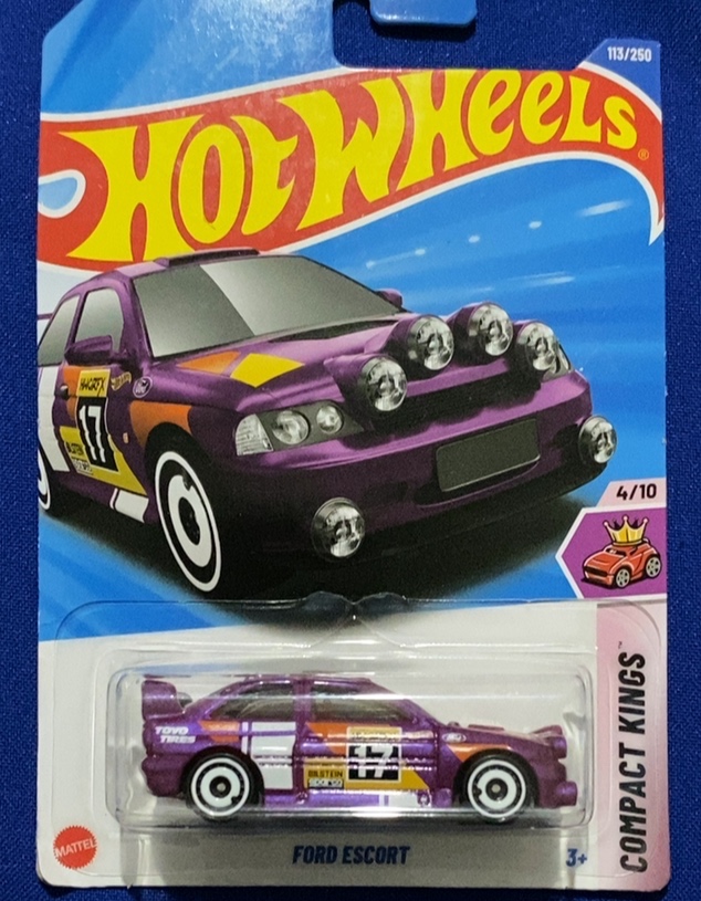Ford Escort (Purple)