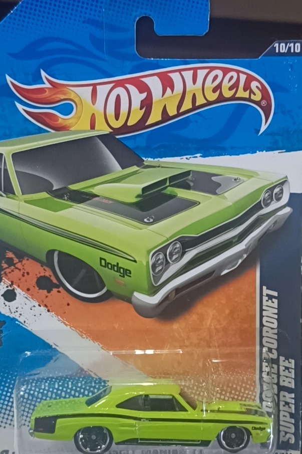 '69 Dodge Coronet Super Bee (Lime Green)
