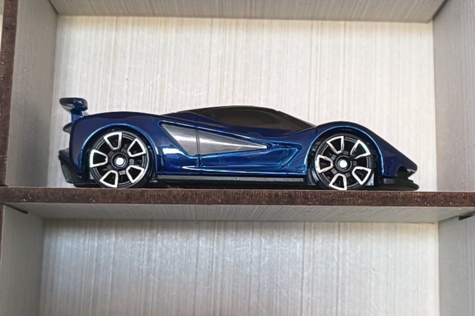 Lotus Evija