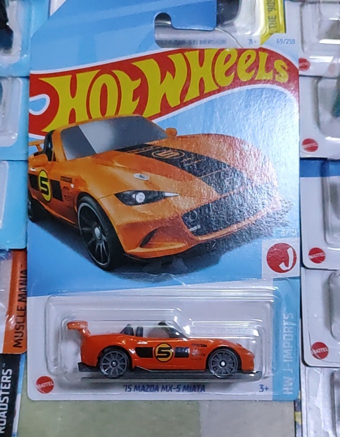 '15 Mazda MX-5 Miata (Orange)