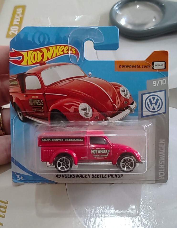 '49 Volkswagen Beetle Pickup (Red)