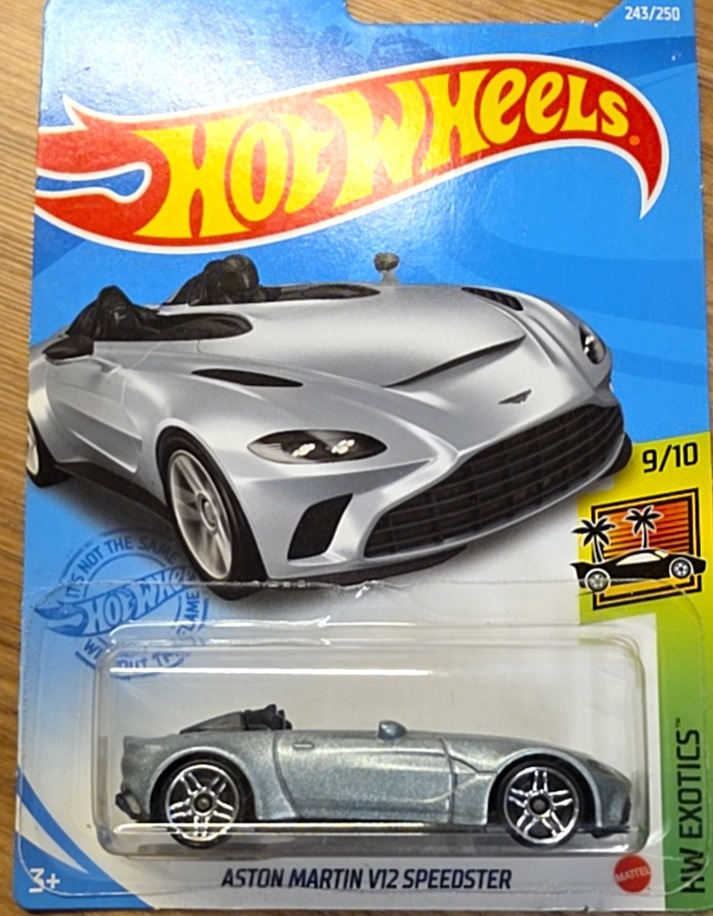 Aston Martin V12 Speedster