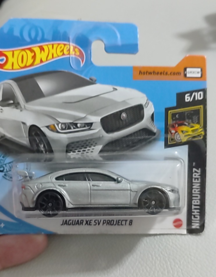 Jaguar XE SV Project 8
