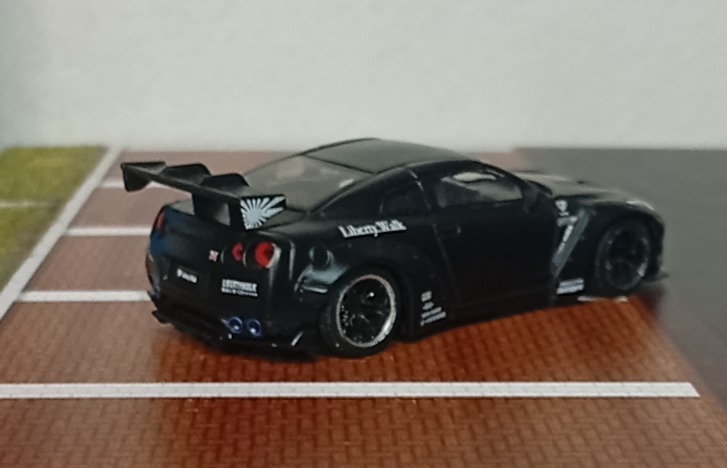 LB★WORKS Nissan GT-R (R35)matte black
