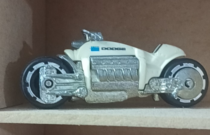 Dodge Tomahawk Gold Hot Wheels