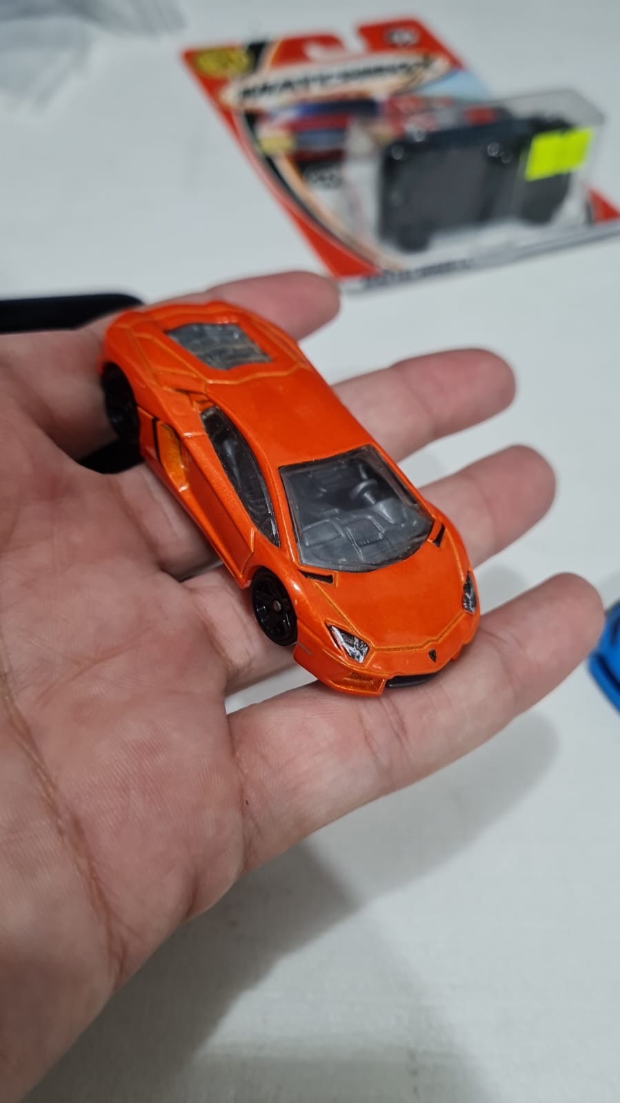 Lamborghini Aventador LP 700-4