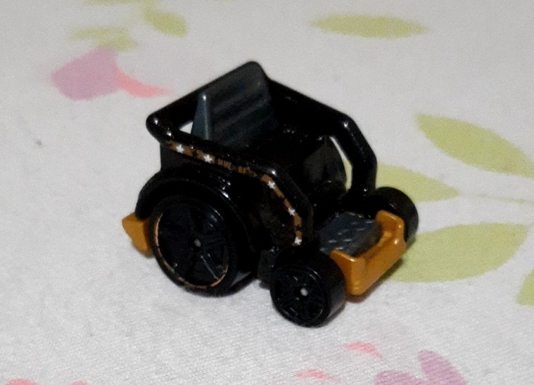 Wheelie Chair