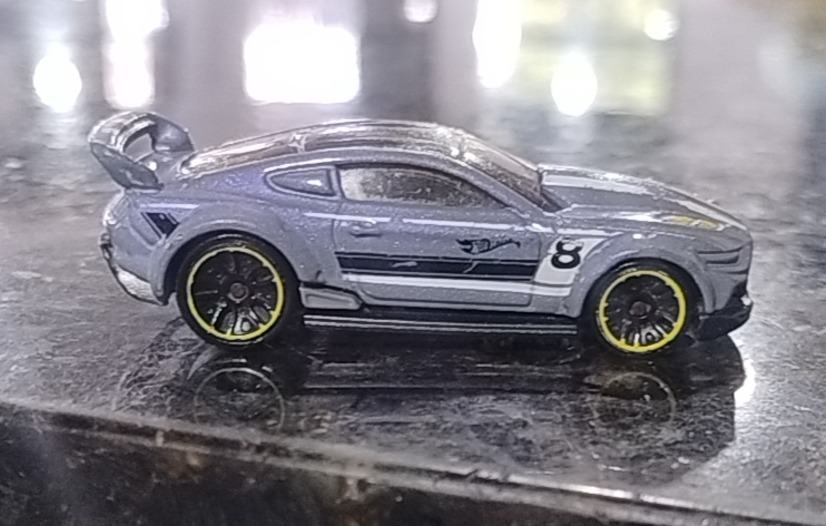 Custom '15 Ford Mustang