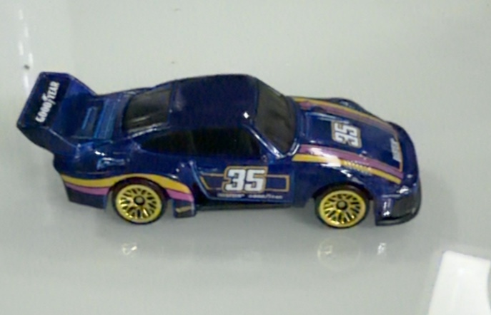 Porsh 935 Night Burnerz