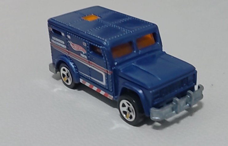 Armored Truck HW Video Game Heroes