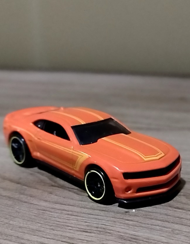 2013 Hot Wheels Chevy Camaro Special Edition