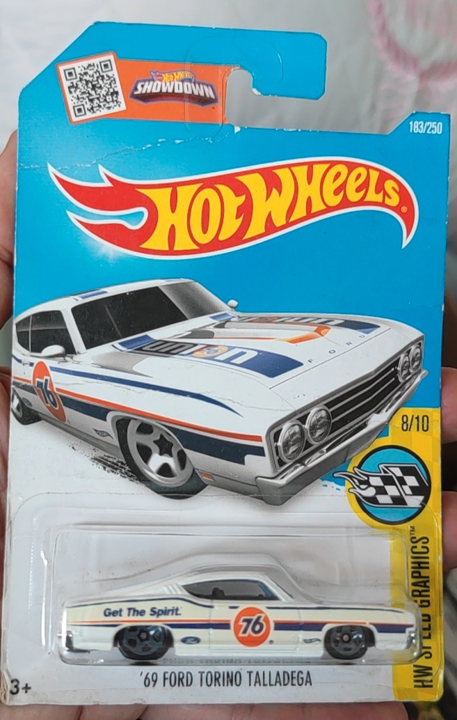 '69 Ford Torino Talladega (White)
