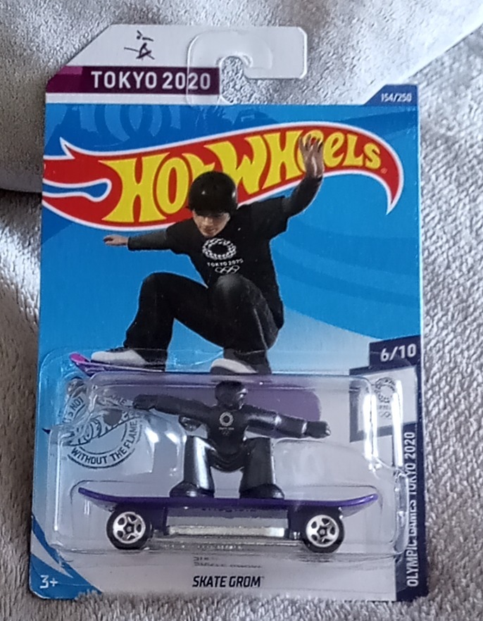 Skate Grom