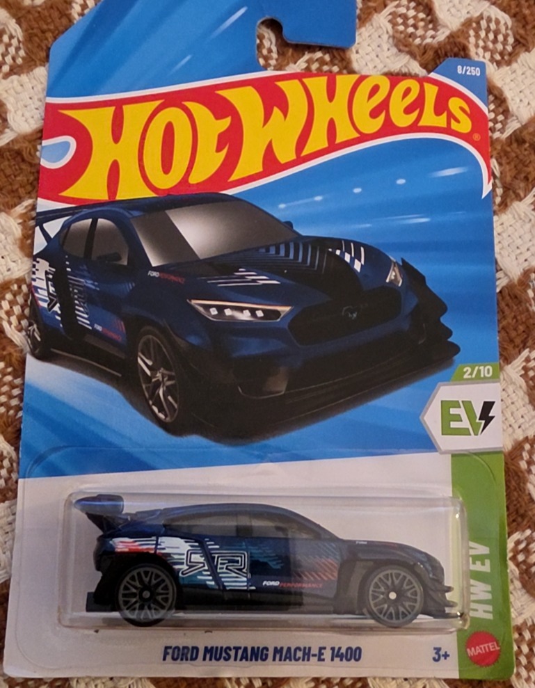Ford Mustang Mach-E 1400