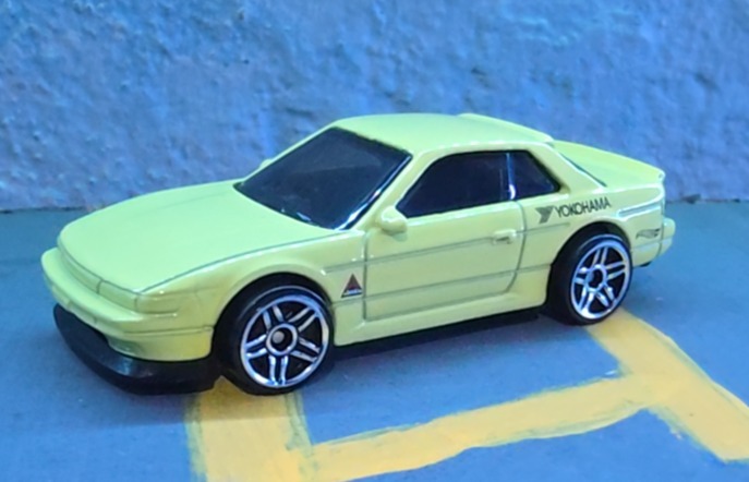 Nissan Silvia (S13)