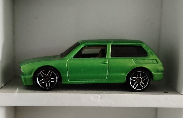 Volkswagen Brasília (Red)
