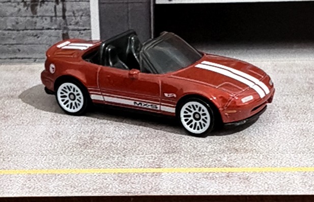 '91 Mazda MX-5 Miata (Light Blue)