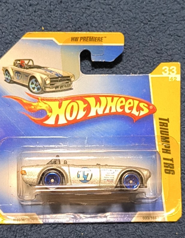 Triumph TR6 (Silver)