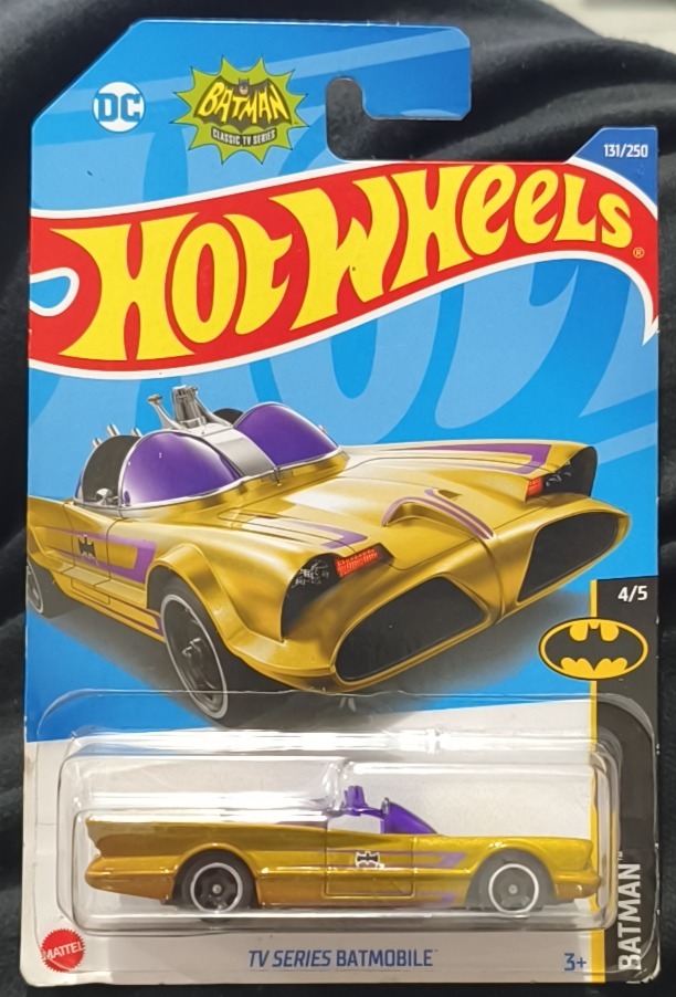 TV Series Batmobile (Gold)