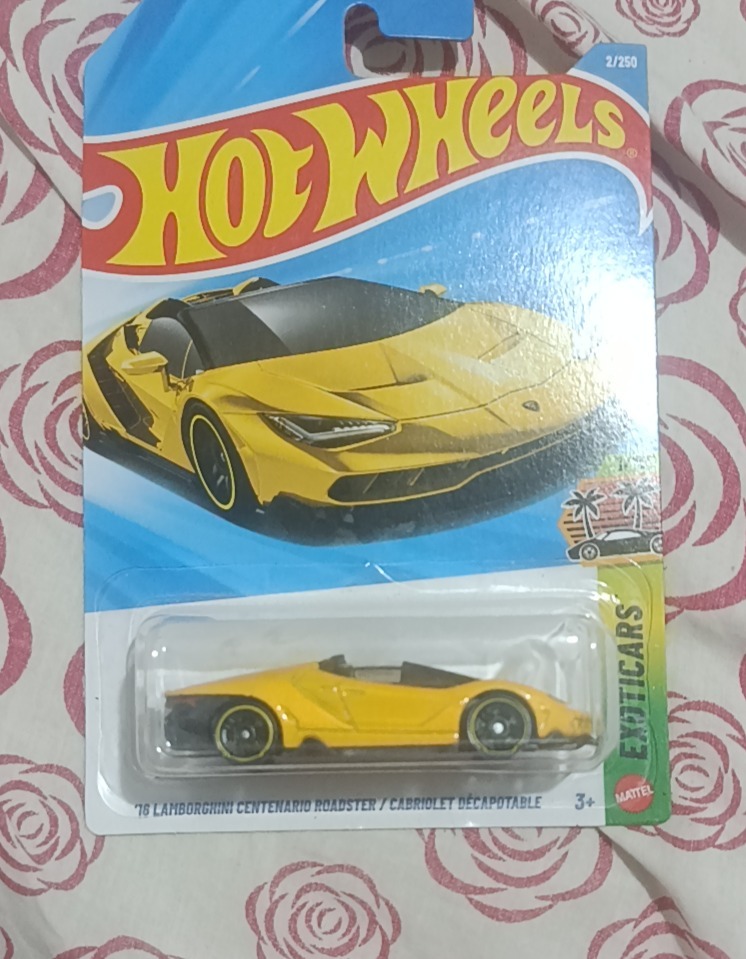 '16 Lamborghini Centenario Roadster