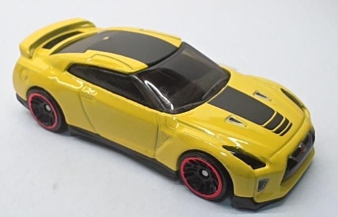 '17 Nissan GT-R (R35)