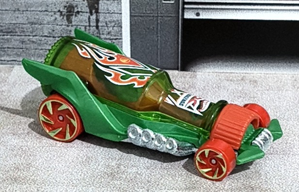 Hot Wheengs Treasure Hunt X-Raycers 11987