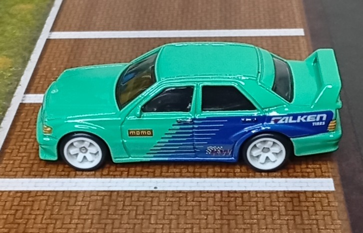 Mercedes benz 190E 2.5-16
