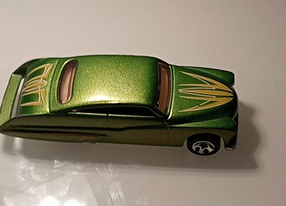  Hot Wheels Purple Passion