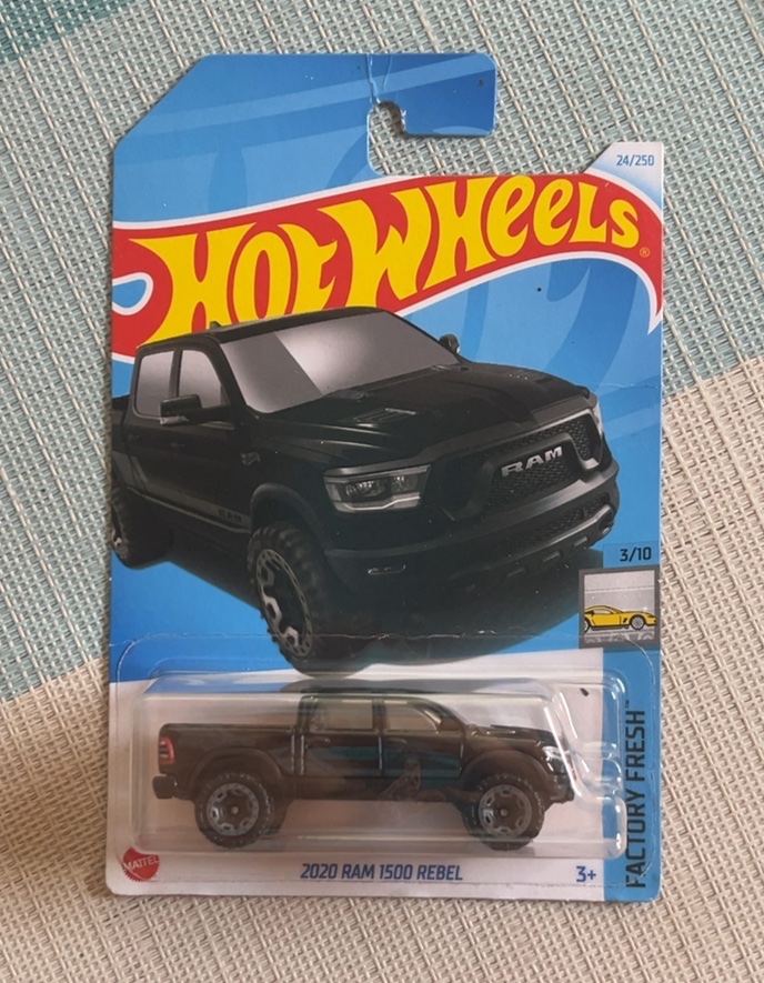 2020 Ram 1500 Rebel (Black)