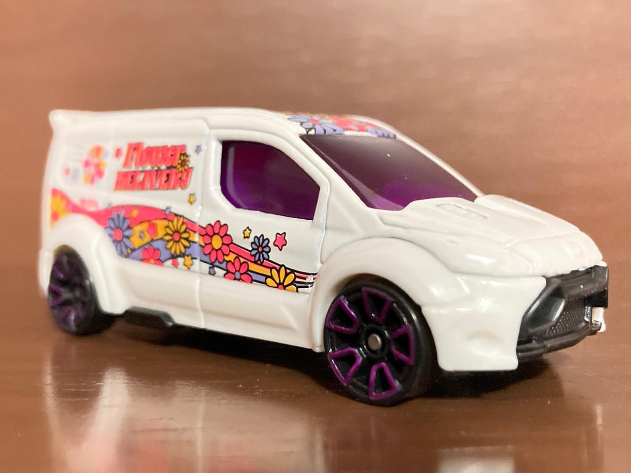 Hot Wheels Ford Transit Connect