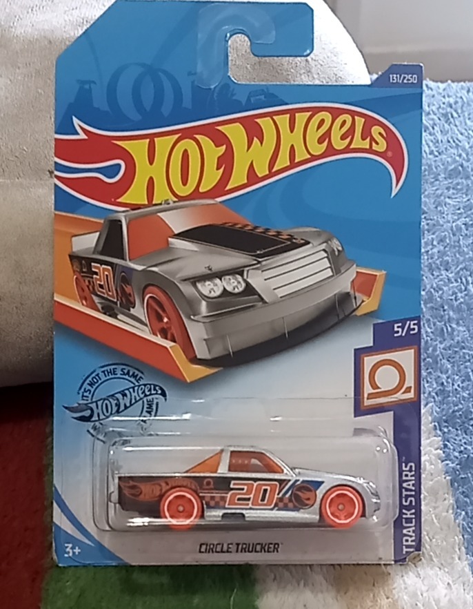 Circle Trucker