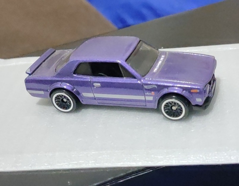 Nissan Skyline H/T 2000GT-X