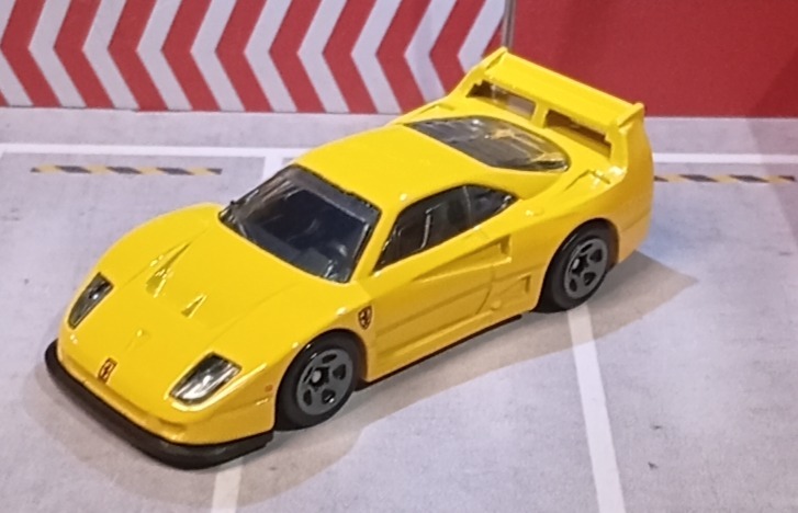 11888 Ferrari F40 Competizione (2nd Color) HW Exotics